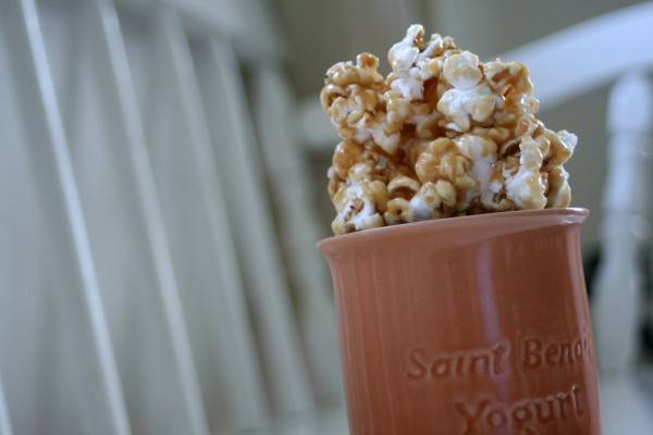 caramel popcorn
