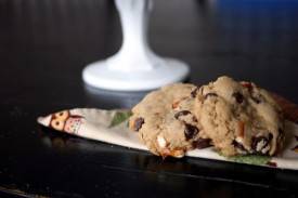 choc-chip-pretzel-cookies-1-600x400